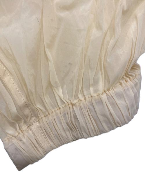 6(ROKU) BEAUTY&YOUTH（ロク ビューティーアンドユース）6(ROKU) BEAUTY&YOUTH (ロク ビューティーアンドユース) SUKE ZIP ANORAK アイボリー サイズ:FREEの古着・服飾アイテム