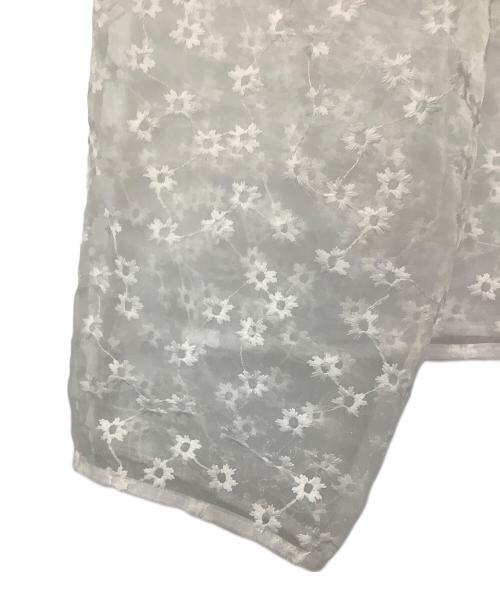 LOEFF（ロエフ）LOEFF (ロエフ) シアー エンブロイダリーブラウス ホワイト サイズ:-の古着・服飾アイテム