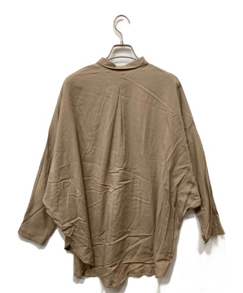 Hello, Bonjour!（ハローボンジュール）Hello, Bonjour! (ハローボンジュール) Dolman sleeve sheer Blouse ベージュ サイズ:-の古着・服飾アイテム