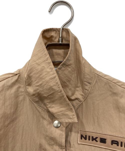 NIKE（ナイキ）NIKE (ナイキ) WMNS NSW AIR WOVEN MOD CROP JACKET ベージュ サイズ:Mの古着・服飾アイテム