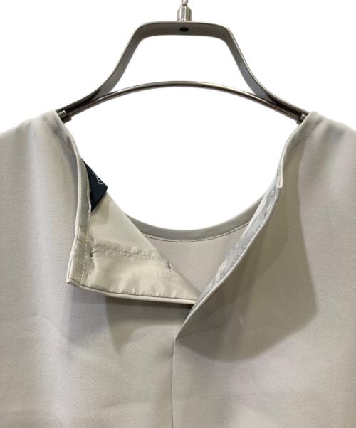 mizuiro-ind（ミズイロインド）mizuiro-ind (ミズイロインド) ノースリーブAラインワンピース ベージュ サイズ:FREEの古着・服飾アイテム