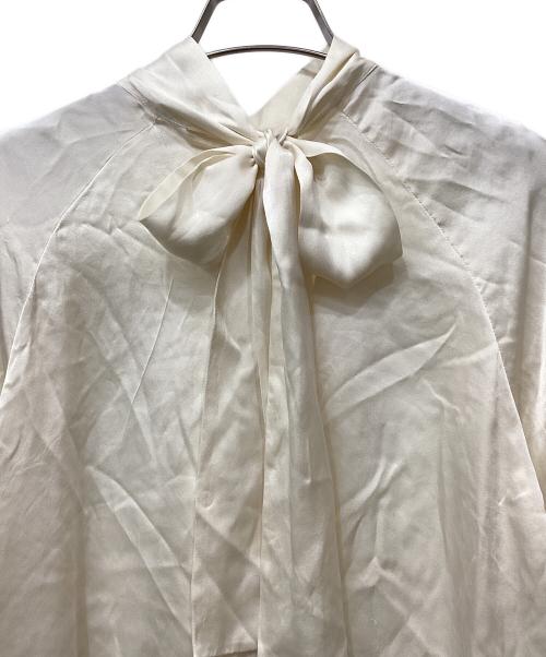 COCUCA（コキュカ）COCUCA (コキュカ) ボウタイブラウス ベージュ サイズ:FREEの古着・服飾アイテム