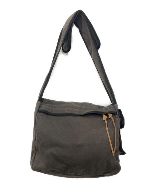 Acne studios（アクネ ストゥディオス）Acne studios (アクネ ストゥディオス) メッセンジャーバッグ グレーの古着・服飾アイテム