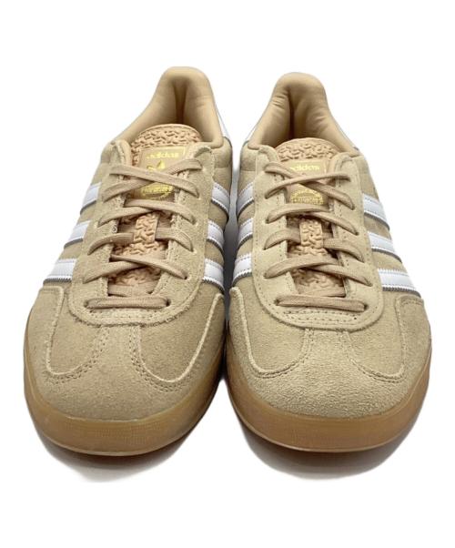 adidas（アディダス）adidas (アディダス) ローカットスニーカー ベージュ サイズ:23.5㎝の古着・服飾アイテム