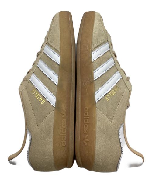 adidas（アディダス）adidas (アディダス) ローカットスニーカー ベージュ サイズ:23.5㎝の古着・服飾アイテム