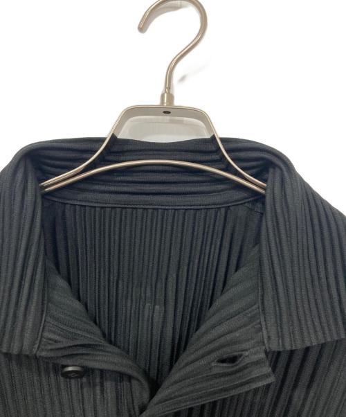 HOMME PLISSE ISSEY MIYAKE（オム プリッセ イッセイ ミヤケ）HOMME PLISSE ISSEY MIYAKE (オム プリッセ イッセイ ミヤケ) MONTHLY COLOR OCTOBER ブラック サイズ:2の古着・服飾アイテム