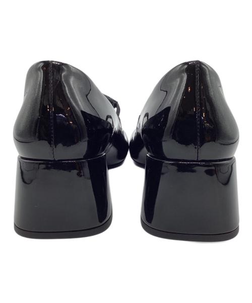 PRADA（プラダ）PRADA (プラダ) パテントレザーパンプス ブラック サイズ:35 1/2の古着・服飾アイテム