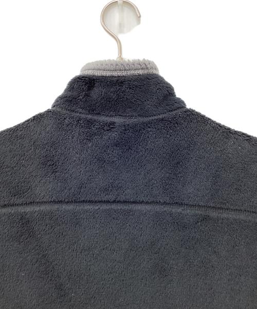 Patagonia（パタゴニア）Patagonia (パタゴニア) R4 レギュレーターフリースジャケット ブラック サイズ:Mの古着・服飾アイテム