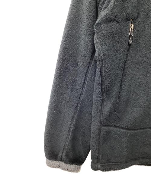 Patagonia（パタゴニア）Patagonia (パタゴニア) R4 レギュレーターフリースジャケット ブラック サイズ:Mの古着・服飾アイテム