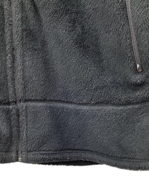 Patagonia（パタゴニア）Patagonia (パタゴニア) R4 レギュレーターフリースジャケット ブラック サイズ:Mの古着・服飾アイテム