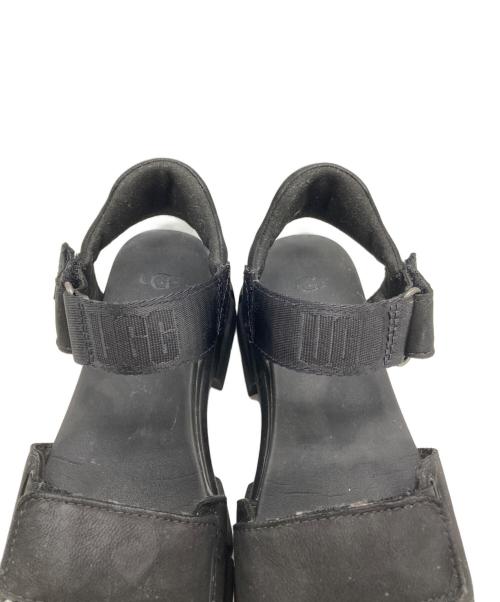 UGG（アグ）UGG (アグ) Snidel (スナイデル) ストラップサンダル ブラック サイズ:23cmの古着・服飾アイテム