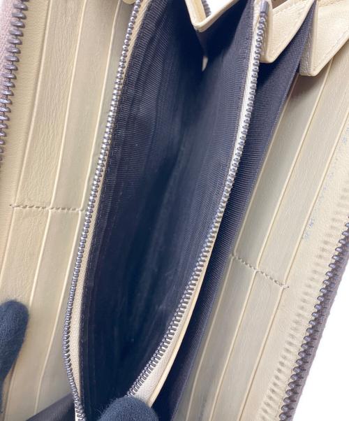 GUCCI（グッチ）GUCCI (グッチ) 長財布 ベージュの古着・服飾アイテム