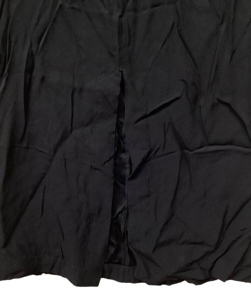 toteme（トーテム）toteme (トーテム) Front-Split サテン ミディスカート ネイビー サイズ:36の古着・服飾アイテム