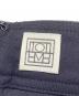 中古・古着 toteme (トーテム) Front-Split サテン ミディスカート ネイビー サイズ:36：8000円