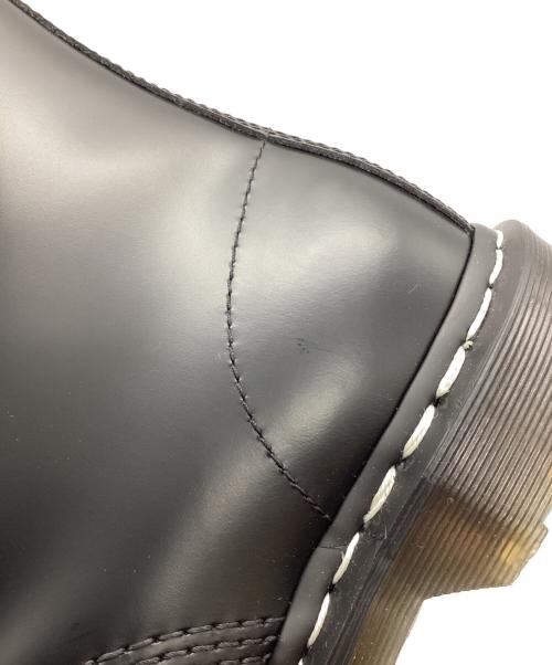 Dr.Martens（ドクターマーチン）Dr.Martens (ドクターマーチン) ホワイトステッチ8ホールブーツ ブラック サイズ:8の古着・服飾アイテム