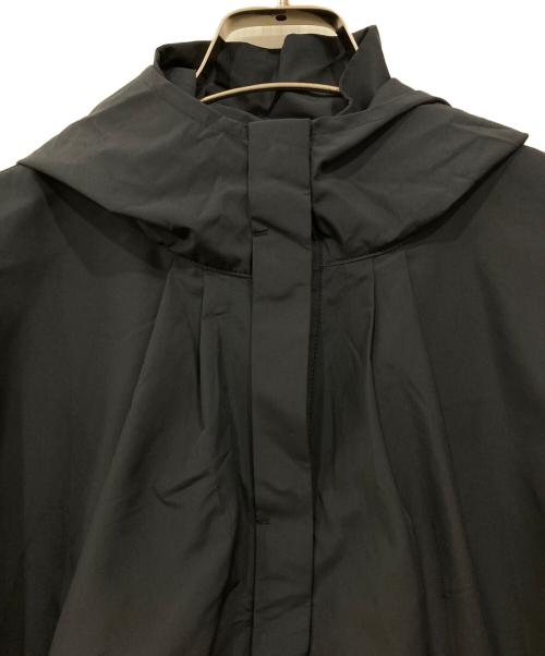 I’m/matereal（イマテリアル）I’m/matereal (イマテリアル) all weather poncho ネイビー サイズ:Freeの古着・服飾アイテム