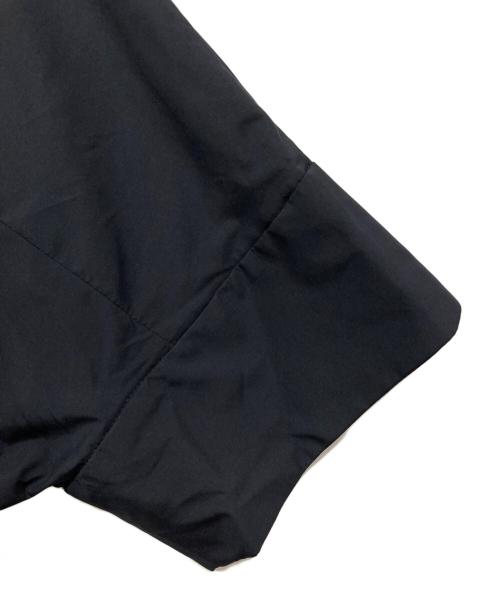 I’m/matereal（イマテリアル）I’m/matereal (イマテリアル) all weather poncho ネイビー サイズ:Freeの古着・服飾アイテム