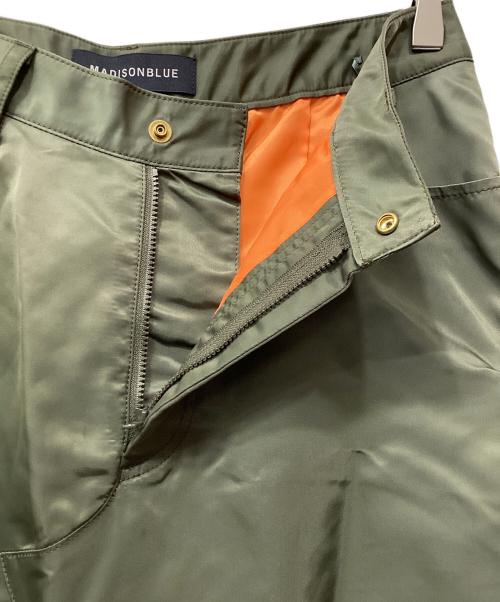 MADISON BLUE（マディソンブルー）MADISON BLUE (マディソンブルー) 5POCKET FLARE SK NY TWILL カーキ サイズ:Mの古着・服飾アイテム