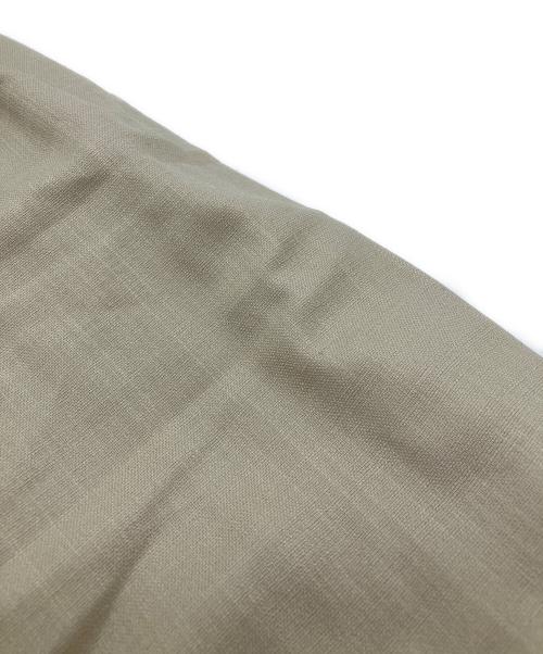 FOXEY NEWYORK（フォクシーニューヨーク）FOXEY NEWYORK (フォクシーニューヨーク) ゴールドボタンワンピース ベージュ サイズ:40の古着・服飾アイテム