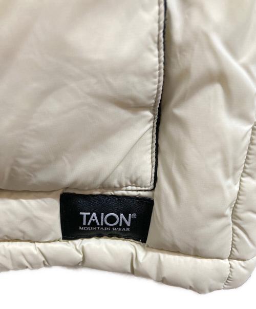 TAION（タイオン）TAION (タイオン) マウンテンパッカブルボリュームダウンジャケット ホワイト サイズ:Lの古着・服飾アイテム