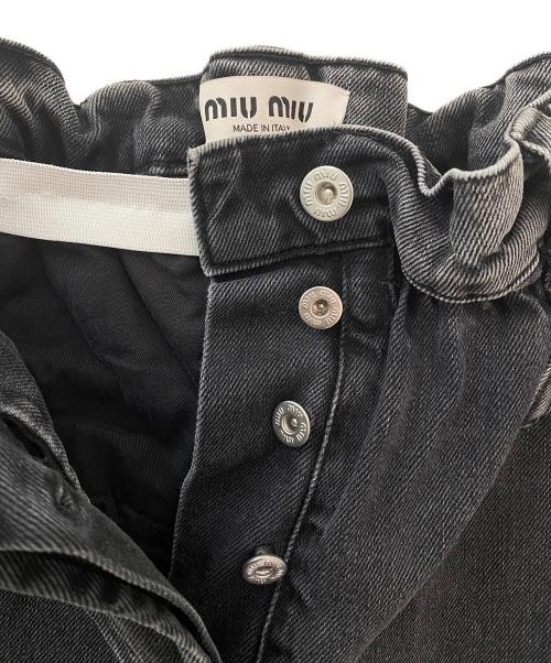 MIU MIU（ミュウミュウ）MIU MIU (ミュウミュウ) バックロゴデニムパンツ ブラック サイズ:27の古着・服飾アイテム