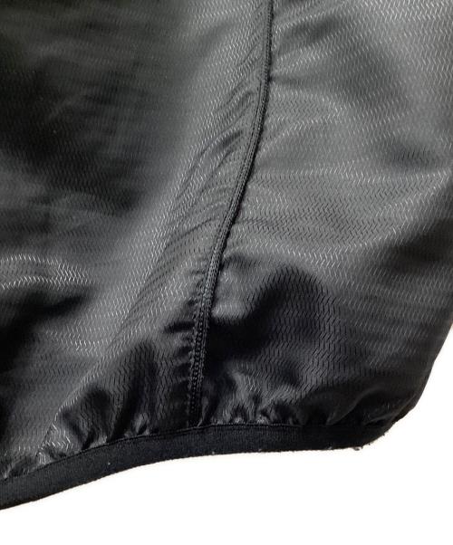 ALMOSTBLACK（オールモストブラック）ALMOSTBLACK (オールモストブラック) UMBRO (アンブロ) ウインドアップピステ ブラック サイズ:Lの古着・服飾アイテム