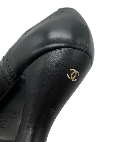 CHANEL（シャネル）CHANEL (シャネル) ブーティ ウィングチップ ココマーク ブラック サイズ:36 1/2の古着・服飾アイテム
