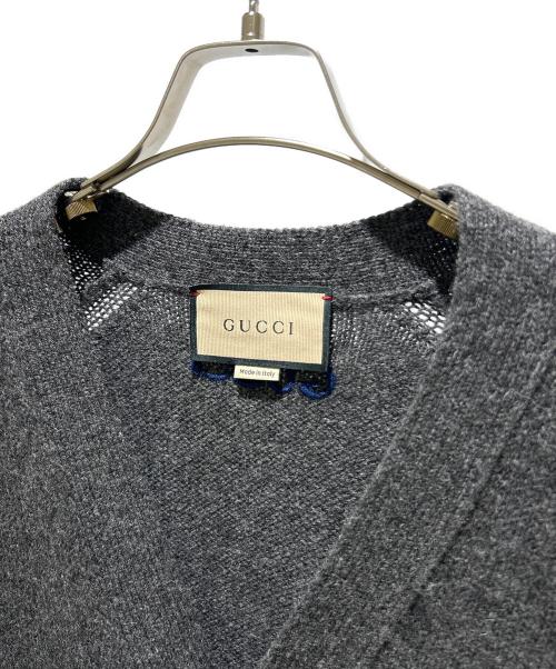 GUCCI（グッチ）GUCCI (グッチ) ロゴエンブロイダリーウールカーディガン グレー サイズ:S 未使用品の古着・服飾アイテム