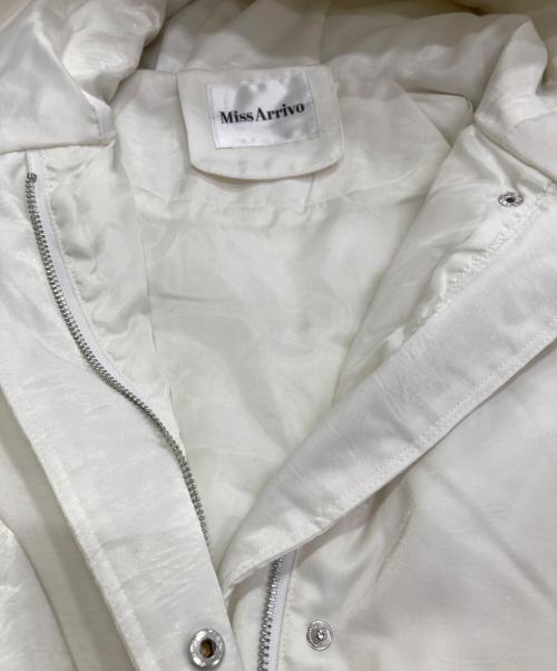 Miss Arrivo（ミス アリーヴォ）Miss Arrivo (ミス アリーヴォ) ダウンコート ホワイト サイズ:Mの古着・服飾アイテム