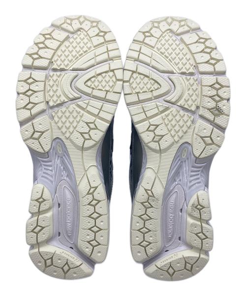 NEW BALANCE（ニューバランス）NEW BALANCE (ニューバランス) ローカットスニーカー グレー×シルバー サイズ:25.5cmの古着・服飾アイテム