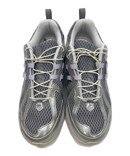 NEW BALANCE（ニューバランス）NEW BALANCE (ニューバランス) ローカットスニーカー グレー×シルバー サイズ:25.5cmの古着・服飾アイテム