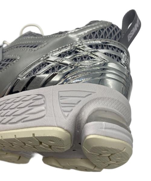 NEW BALANCE（ニューバランス）NEW BALANCE (ニューバランス) ローカットスニーカー グレー×シルバー サイズ:25.5cmの古着・服飾アイテム