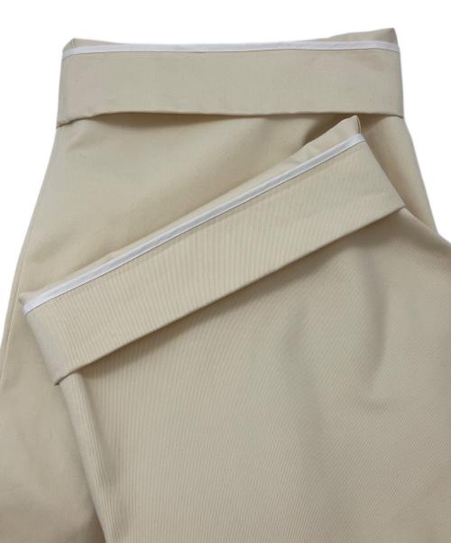 STUDIO NICHOLSON（スタジオ ニコルソン）STUDIO NICHOLSON (スタジオ ニコルソン) タックパンツ クリーム サイズ:Sの古着・服飾アイテム