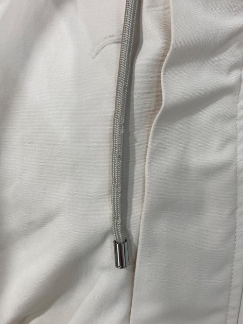 AURALEE（オーラリー）AURALEE (オーラリー) HIGH DENSITY COTTON POLYESTER CLOTH HOODED BLOUSON アイボリー サイズ:3の古着・服飾アイテム