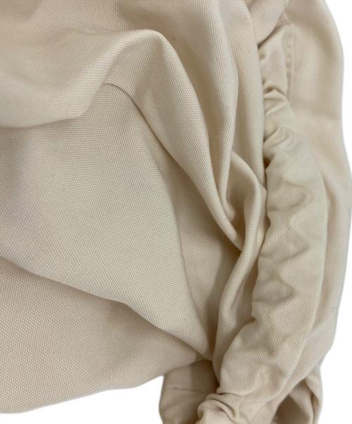 AURALEE（オーラリー）AURALEE (オーラリー) HIGH DENSITY COTTON POLYESTER CLOTH HOODED BLOUSON アイボリー サイズ:3の古着・服飾アイテム