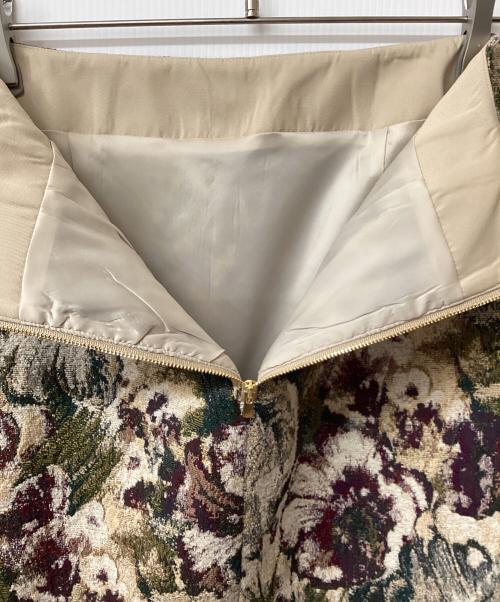 GRACE CONTINENTAL（（グレースコンチネンタル）GRACE CONTINENTAL (グレースコンチネンタル) ゴブランジャガードタイトスカート ベージュ サイズ:36 未使用品の古着・服飾アイテム