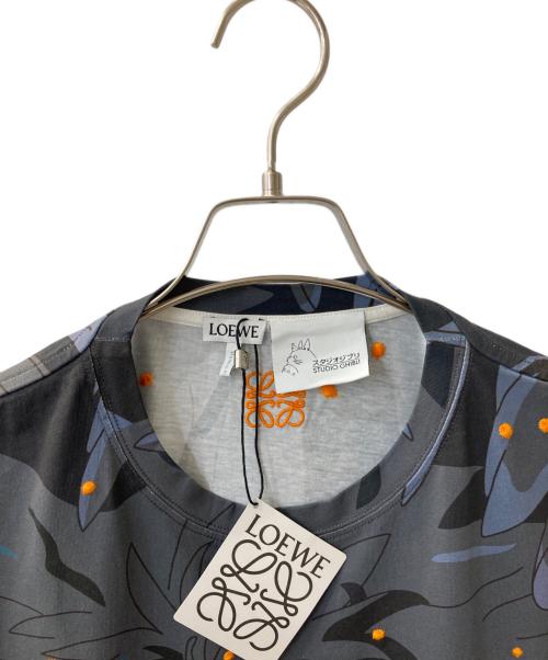 LOEWE（ロエベ）LOEWE (ロエベ) スタジオジブリ (スタジオジブリ) アナグラム コラボ Tシャツ ハウルの動く城 ブラック サイズ:S 未使用品の古着・服飾アイテム