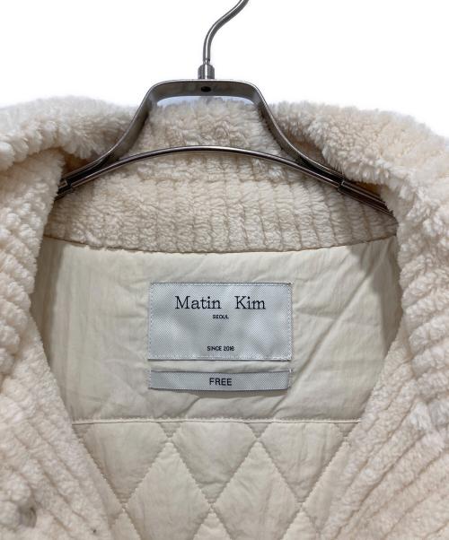 Matin Kim（マーティン・キム）Matin Kim (マーティン・キム) OUT POCKET FUZZY PUFFER JUMPER アイボリー サイズ:FREEの古着・服飾アイテム