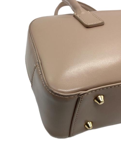 HER LIP TO（ハーリップトゥ）HER LIP TO (ハーリップトゥ) Trois Logo Mini Boston Bag nude beigeの古着・服飾アイテム