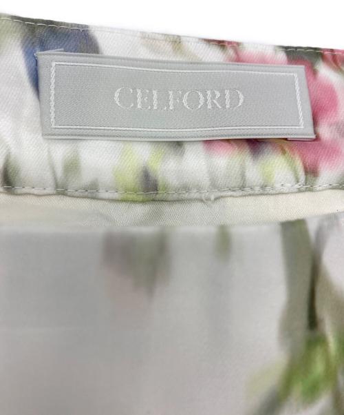 CELFORD（セルフォード）CELFORD (セルフォード) レイヤードフラワープリントスカート ホワイト サイズ:36の古着・服飾アイテム