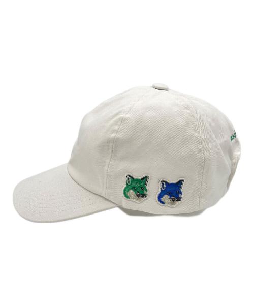 maison kitsune（メゾンキツネ）maison kitsune (メゾンキツネ) DOUBLE BOLD FOX HEAD CAP ホワイトの古着・服飾アイテム