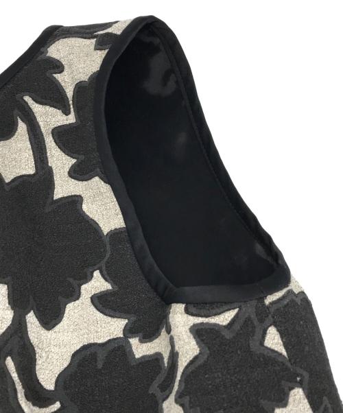 ANAYI（アナイ）ANAYI (アナイ) リネンライクフラワープリント切り替えワンピース ブラック サイズ:36の古着・服飾アイテム