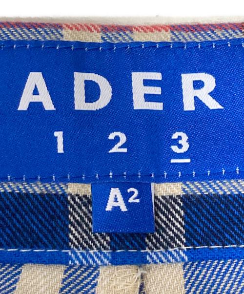 ADER error（アーダーエラー）ADER error (アーダーエラー) チェックパンツ ブルー サイズ:A2の古着・服飾アイテム
