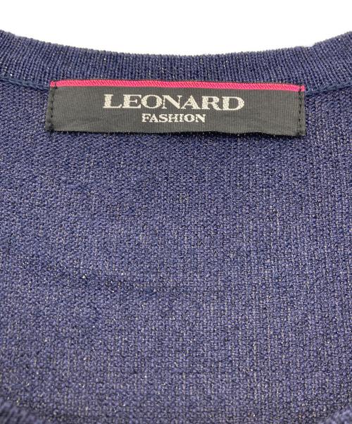 LEONARD（レオナール）LEONARD (レオナール) ラインストーンフラワーニット ネイビー サイズ:38の古着・服飾アイテム