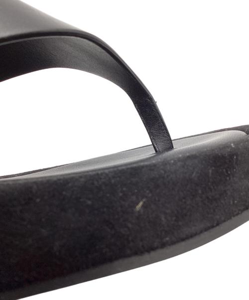 THE ROW（ザ ロウ）THE ROW (ザ ロウ) GINZA トングサンダル ブラック サイズ:39の古着・服飾アイテム