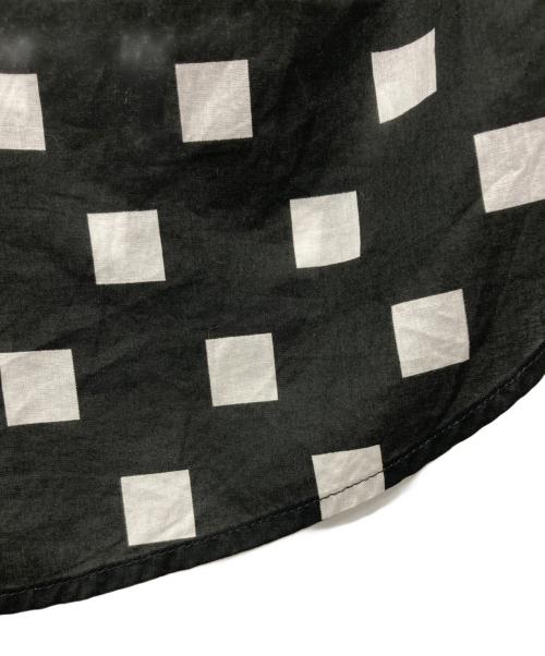 Saint Laurent Paris（サンローランパリ）Saint Laurent Paris (サンローランパリ) 総柄シャツ ブラック サイズ:40の古着・服飾アイテム