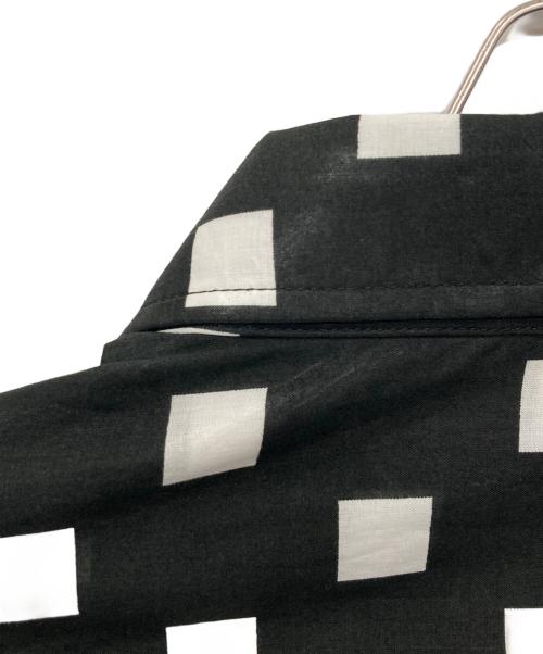 Saint Laurent Paris（サンローランパリ）Saint Laurent Paris (サンローランパリ) 総柄シャツ ブラック サイズ:40の古着・服飾アイテム