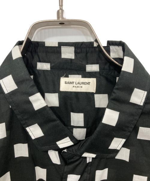 Saint Laurent Paris（サンローランパリ）Saint Laurent Paris (サンローランパリ) 総柄シャツ ブラック サイズ:40の古着・服飾アイテム