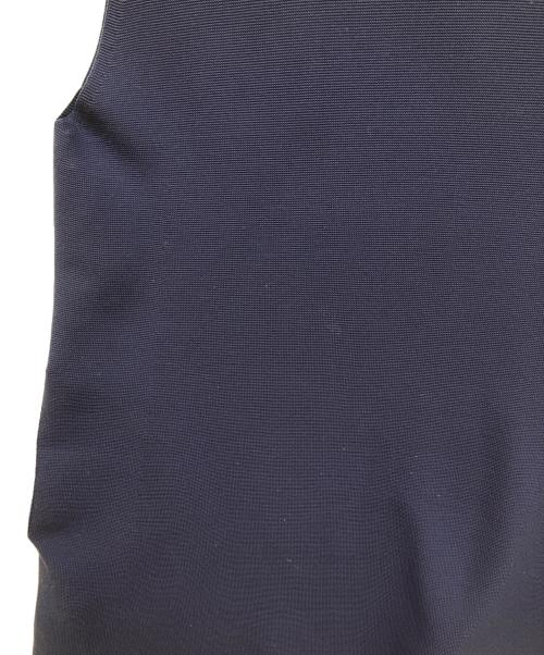 me ISSEY MIYAKE（ミーイッセイ ミヤケ）me ISSEY MIYAKE (ミーイッセイ ミヤケ) Vネックニットワンピース ブルー サイズ:FREEの古着・服飾アイテム