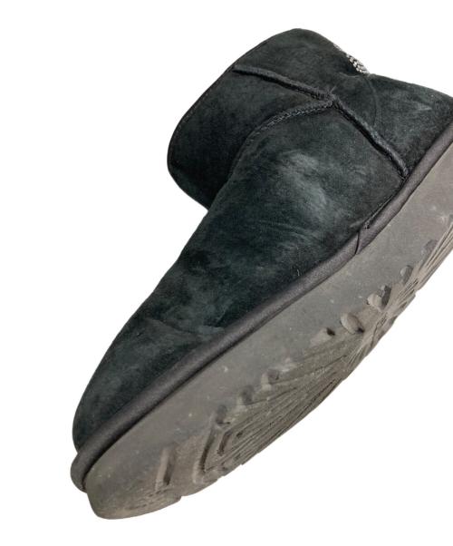 UGG（アグ）UGG (アグ) CLASSIC MINI CRYSTAL ブラック サイズ:6の古着・服飾アイテム